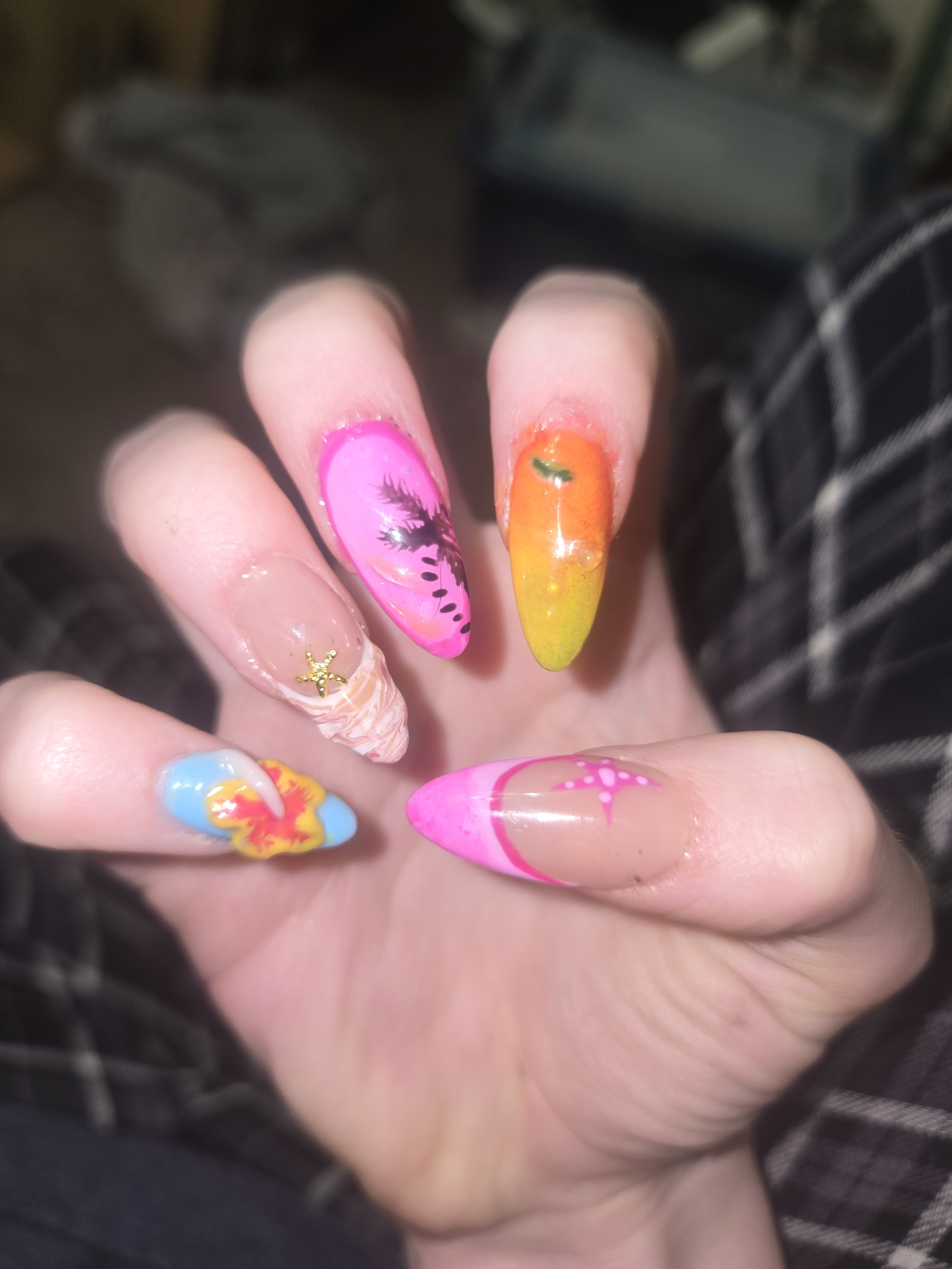 Tropical Hand-Painted Gel Press-On Nail Set - Pink, Orange, Yellow, Blue